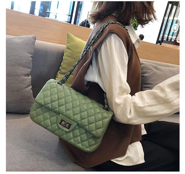 2019 new Pu Leather Bag Simple Handbags Famous Brands Women Shoulder Bag Big Trunk Tote Vintage Ladies Crossbody Bags designer bags
2019 new Pu Leather Bag Simple Handbags Famous Brands Women Shoulder Bag Big Trunk Tote Vintage Ladies Crossbody Bags designer bags