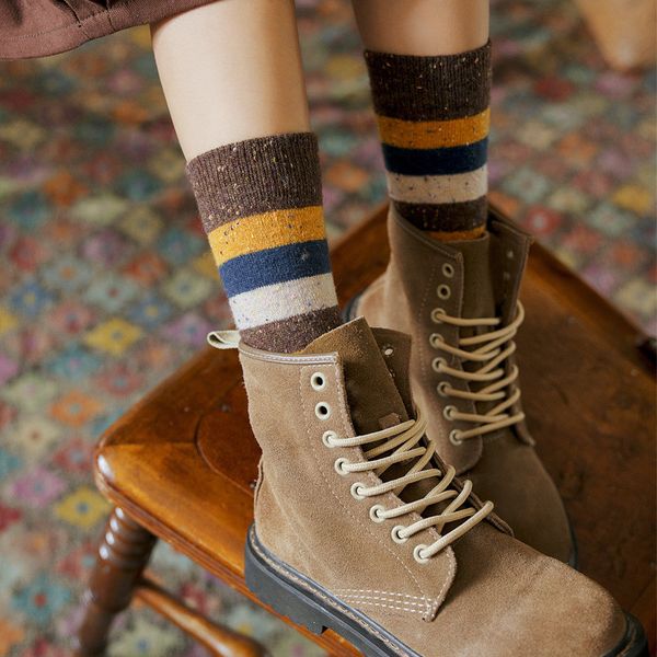 2019 new autumn winter girls boots socks colorful striped wool blends socks women warm casual hosiery, Black;white
2019 new autumn winter girls boots socks colorful striped wool blends socks women warm casual hosiery, Black;white
