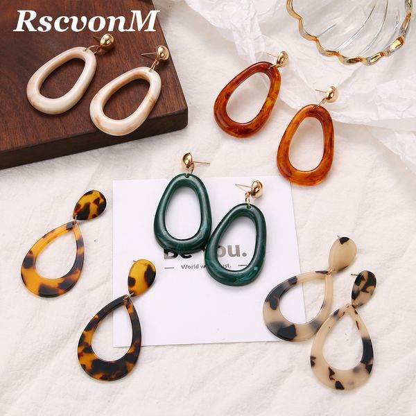 rscvonm simple resin tortoiseshell leopard acrylic big round circle link chain long drop acetate earrings for women girl brincos, Silver
rscvonm simple resin tortoiseshell leopard acrylic big round circle link chain long drop acetate earrings for women girl brincos, Silver