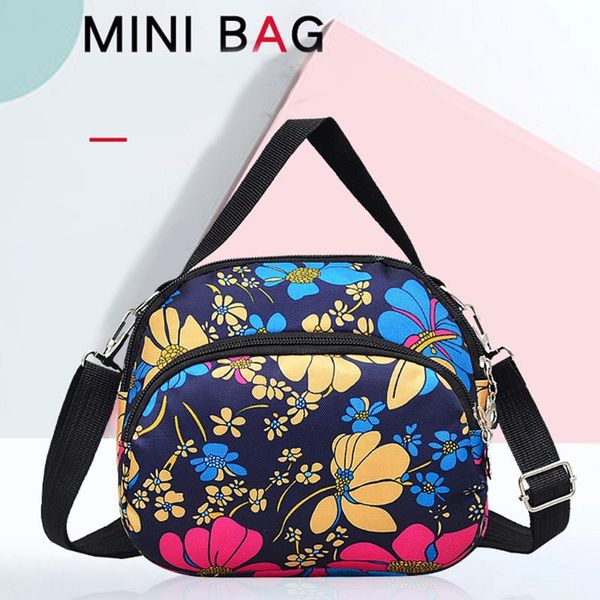 fashion neutral nylon shoulder bags for women 2020 bohemian print messenger bag large capacity handbag sac banane
fashion neutral nylon shoulder bags for women 2020 bohemian print messenger bag large capacity handbag sac banane