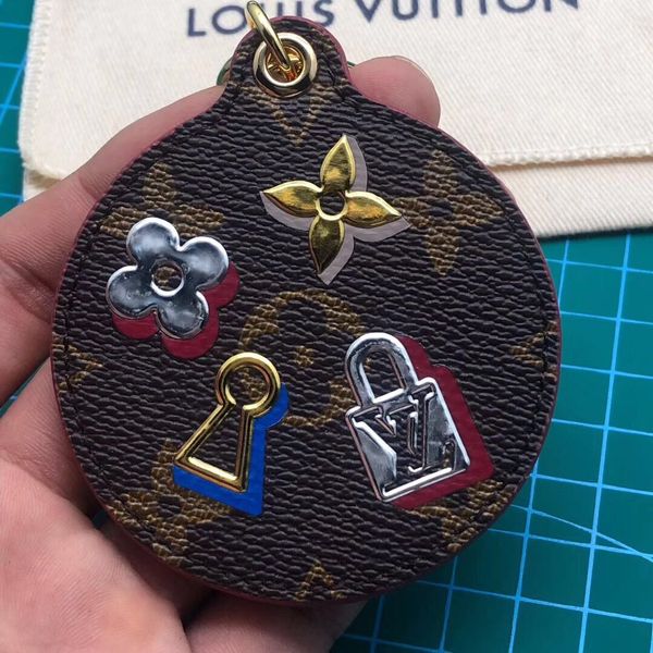 Мода Бронзовый Брелок ИСКУССТВЕННАЯ Кожа Брелок Кисточкой Брелок Автомобильная
Мода Бронзовый Брелок ИСКУССТВЕННАЯ Кожа Брелок Кисточкой Брелок Автомобильная