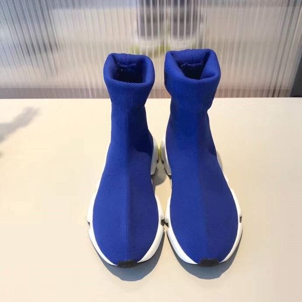 2020 new arrival fashion style couple shoes luxury designknitted fabric high-casual shoes size: man/woman35~45, Black
2020 new arrival fashion style couple shoes luxury designknitted fabric high-casual shoes size: man/woman35~45, Black