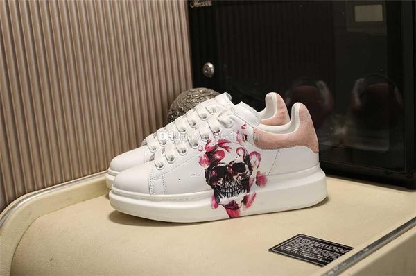 color graffiti pink skull platform plate-forme luxury designer mens and womens fashion vintage designer shoes custom, Black
color graffiti pink skull platform plate-forme luxury designer mens and womens fashion vintage designer shoes custom, Black