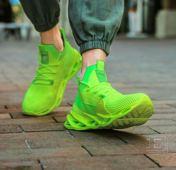 fashion men shoes mesh breathable sneakers walking male footwear new comfortable lightweight running shoes e-200228063
fashion men shoes mesh breathable sneakers walking male footwear new comfortable lightweight running shoes e-200228063