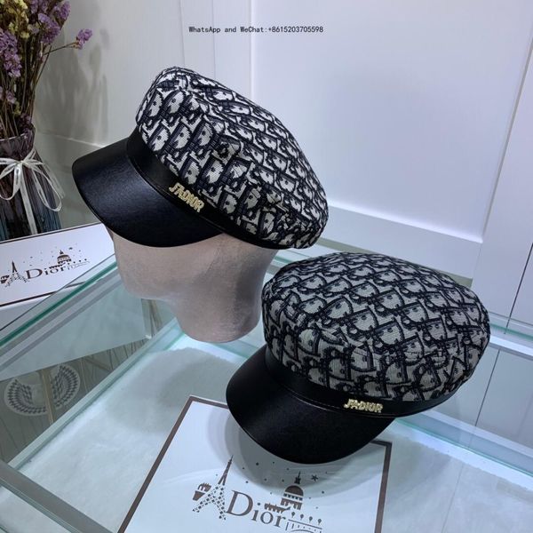 Luxury de igner folding bucket hat travel fi herman lei ure unbonnet cu tomizable tingy brim un cap outdoor port
Luxury de igner folding bucket hat travel fi herman lei ure unbonnet cu tomizable tingy brim un cap outdoor port