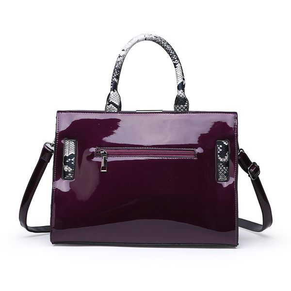 women snake skin shoulder bag vintage crossbody bags retro zipper handbags imitation leather multi-function messenger bag f926
women snake skin shoulder bag vintage crossbody bags retro zipper handbags imitation leather multi-function messenger bag f926