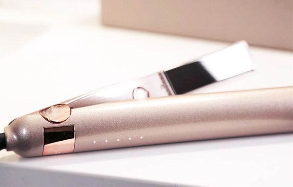 new 2 in1 hair straightening curling gold distorted styling hair tool curling iron 5 lamp , 3 kinds specifications
new 2 in1 hair straightening curling gold distorted styling hair tool curling iron 5 lamp , 3 kinds specifications