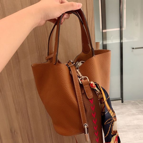 мода женщина сумки cowhide из натуральной кожи женские сумки ручной crossbody сумки женщины муфты сцепления сумка сумки
мода женщина сумки cowhide из натуральной кожи женские сумки ручной crossbody сумки женщины муфты сцепления сумка сумки