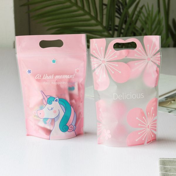 50pcs/lot unicorn pink theme party gift bag party decoration plastic candy bag loot for kids festival supplies
50pcs/lot unicorn pink theme party gift bag party decoration plastic candy bag loot for kids festival supplies