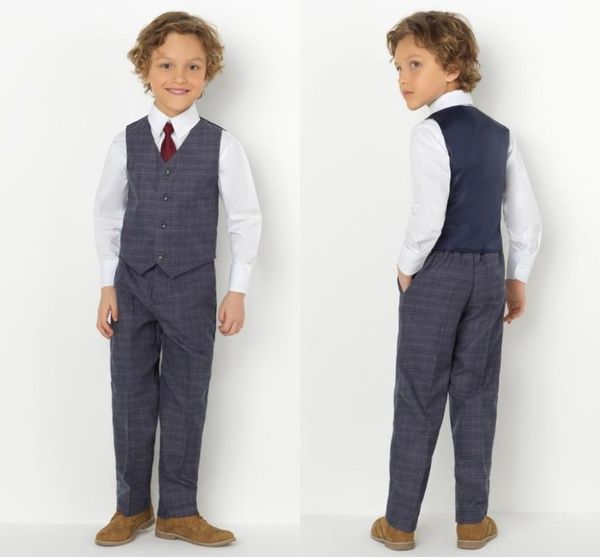 2020 new arrival boys' attire peaked lapel kids suits custom made clothing set 2 pieces prom suits (pants+tie+vest) 019, Blue
2020 new arrival boys' attire peaked lapel kids suits custom made clothing set 2 pieces prom suits (pants+tie+vest) 019, Blue
