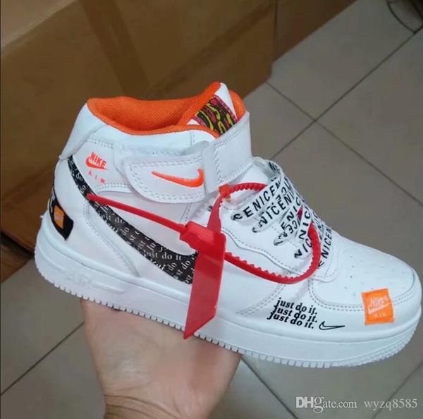 fashion series men and women with the same sneakers high to help casual sports shoes white size 36-44, Black;red
fashion series men and women with the same sneakers high to help casual sports shoes white size 36-44, Black;red