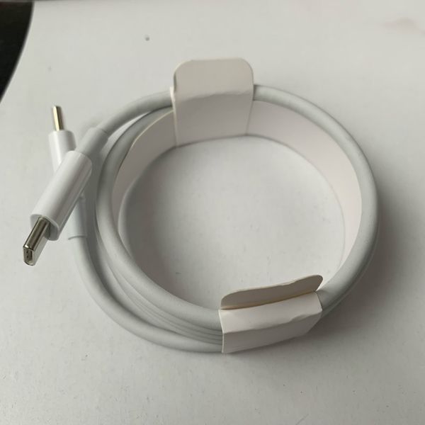18w pd fast charging cable type-c to l 1m/3ft cable usb data sync charge phone cable with retail packaging
18w pd fast charging cable type-c to l 1m/3ft cable usb data sync charge phone cable with retail packaging