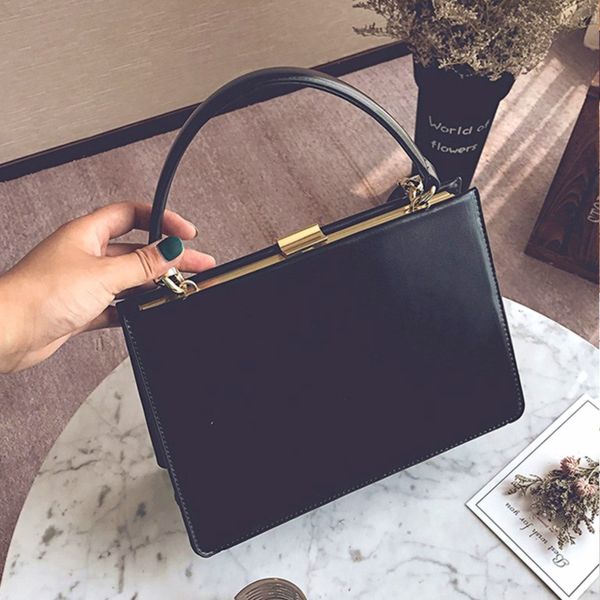 burminsa vintage metal clasp women handbags unique design female shoulder bags ladies messenger bags 2019 black red t200408
burminsa vintage metal clasp women handbags unique design female shoulder bags ladies messenger bags 2019 black red t200408