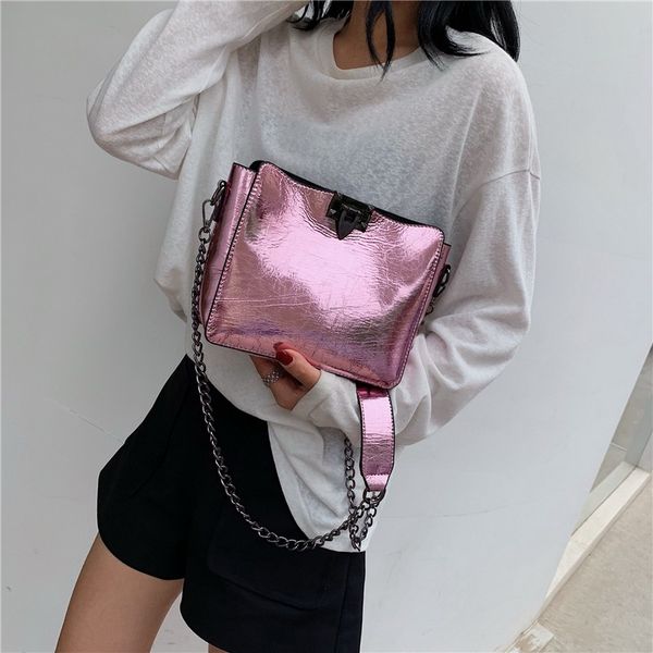 new small bag on the bag new korean version of the chain bun mother temperament shoulder messenger
new small bag on the bag new korean version of the chain bun mother temperament shoulder messenger