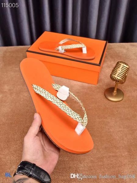 new fashion designer women slipper with box dust bag designer hook loop shoes luxury slide summer wide flip flops slipper size 37-45, Black
new fashion designer women slipper with box dust bag designer hook loop shoes luxury slide summer wide flip flops slipper size 37-45, Black