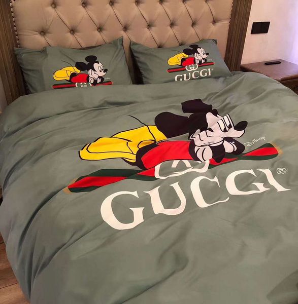 branded cotton 4 pcs bedding set home classic duvet cover bed sheet pillowcase warm fashion bedclothes gifts
branded cotton 4 pcs bedding set home classic duvet cover bed sheet pillowcase warm fashion bedclothes gifts