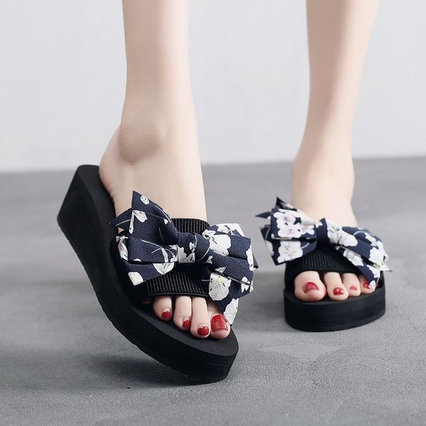 slippers female summer 2019 new fashion wear high heel bow word drag slope with thick bottom beach shoes female large size, Black
slippers female summer 2019 new fashion wear high heel bow word drag slope with thick bottom beach shoes female large size, Black