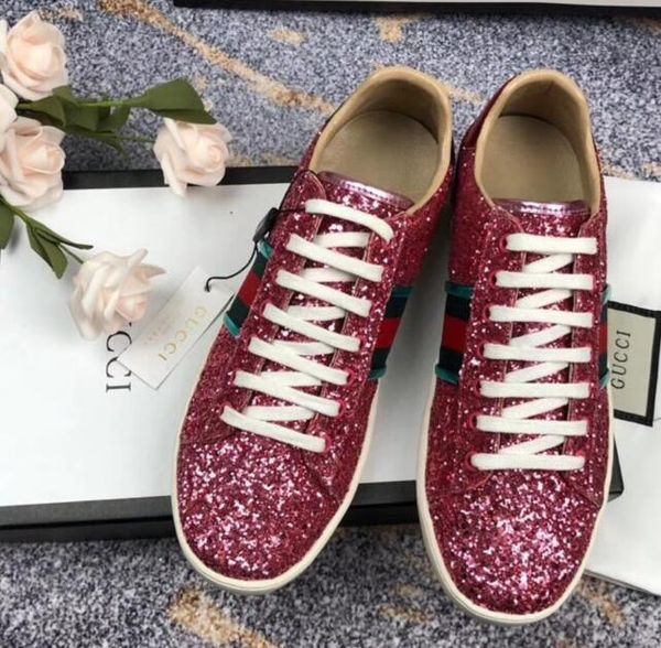 Sapatos clássicos qingyun5188
Sapatos clássicos qingyun5188