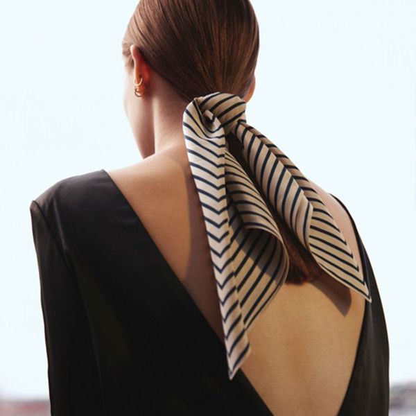 new retro ins striped small silk business-style small square scarf female autumn korean-style decorative scarf hair band, Black;purple
new retro ins striped small silk business-style small square scarf female autumn korean-style decorative scarf hair band, Black;purple