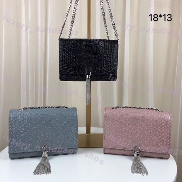 2021 silver style bags new tassel purse chain gold metal mini handbag cover leather bag genuine handbags with shoulder flip exquisite b ssam, Red;black
2021 silver style bags new tassel purse chain gold metal mini handbag cover leather bag genuine handbags with shoulder flip exquisite b ssam, Red;black