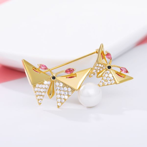 pins, brooches zircon brooch is the latest women's accessory for cute animals butterfly fashion charm children's lapel pin mother&, Gray 
pins, brooches zircon brooch is the latest women's accessory for cute animals butterfly fashion charm children's lapel pin mother&, Gray