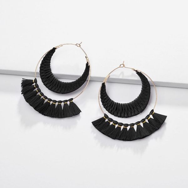 hand made fan shape black gray silk tassel fringe earrings female designer ear jewelry, Silver
hand made fan shape black gray silk tassel fringe earrings female designer ear jewelry, Silver