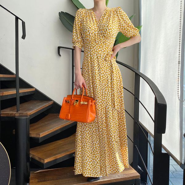 gruiiceen elegant long maxi dress v-neck half sleeve women dress korean chic floral for summer, White;black
gruiiceen elegant long maxi dress v-neck half sleeve women dress korean chic floral for summer, White;black