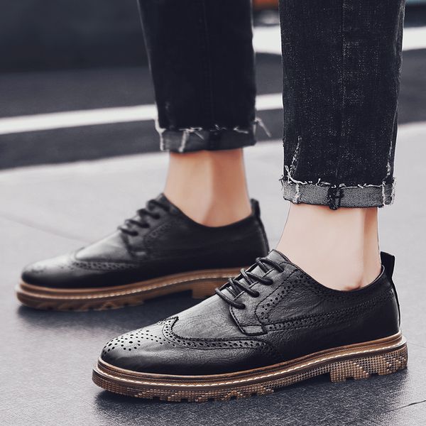 men sneakers shoes leather black white handmade men oxfords brogue fashion shoes korean version simple black fltas
men sneakers shoes leather black white handmade men oxfords brogue fashion shoes korean version simple black fltas