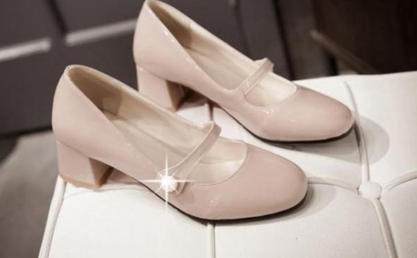 2020 women's shoes in spring and autumn with new style fashion middle heel coarse heel round head @zx183, Black
2020 women's shoes in spring and autumn with new style fashion middle heel coarse heel round head @zx183, Black