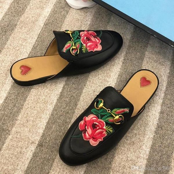 new fashion leather slippers metal buckle half slippers flat casual female slippers with the original packaging qt, Black
new fashion leather slippers metal buckle half slippers flat casual female slippers with the original packaging qt, Black