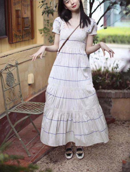 women dress spring / summer 2020 new dress square collar striped pleated long women, Black;gray
women dress spring / summer 2020 new dress square collar striped pleated long women, Black;gray