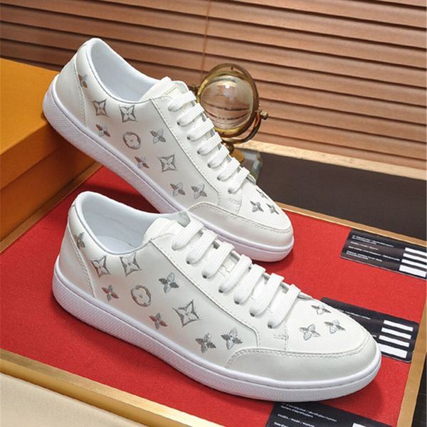 2020 new men's shoes plus size 39-44 men's flats casual men shoes handmade moccasins shoes for male, Black 
2020 new men's shoes plus size 39-44 men's flats casual men shoes handmade moccasins shoes for male, Black