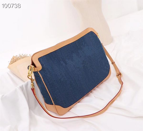 5a canvas famous designer beach shopping bag handbag large capacity shoulder bag soft couch bag
5a canvas famous designer beach shopping bag handbag large capacity shoulder bag soft couch bag