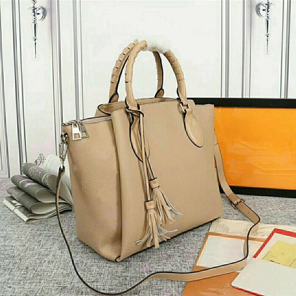 luxury classic women punching flaps chain bags tassel handbag genuine leather woven handle designer purse shoulder bag crossboy handbags 40
luxury classic women punching flaps chain bags tassel handbag genuine leather woven handle designer purse shoulder bag crossboy handbags 40