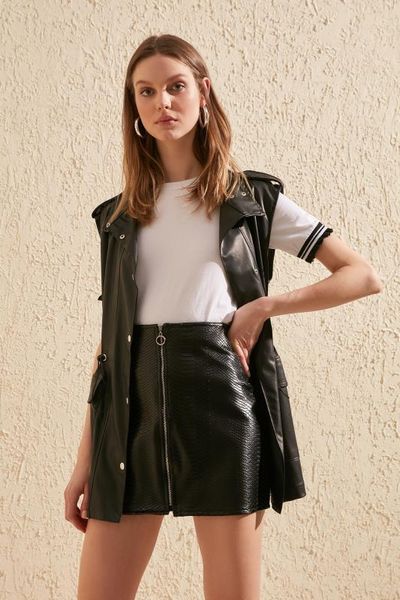 trendyol crocodile skin skirt twoss20et0245, Black 
trendyol crocodile skin skirt twoss20et0245, Black