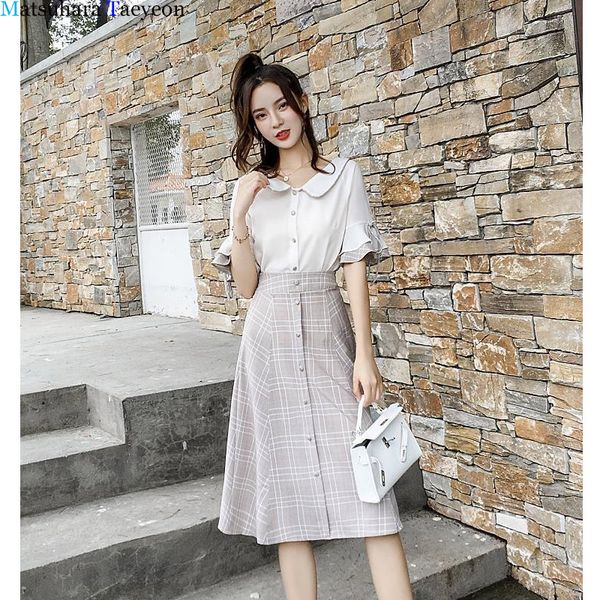 cool girl casual sweatshirt and plaid woolen skirt 2 piece set summer portrait print bright silk pullovers and skirt suits, White
cool girl casual sweatshirt and plaid woolen skirt 2 piece set summer portrait print bright silk pullovers and skirt suits, White