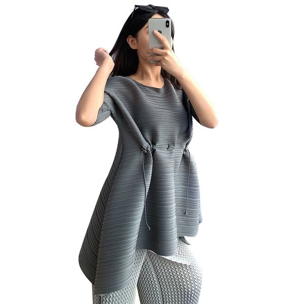 summer dress ladies 2020 new women miyake pleated dress drawstring loose large size a-line short american clothes 8002, White;black
summer dress ladies 2020 new women miyake pleated dress drawstring loose large size a-line short american clothes 8002, White;black