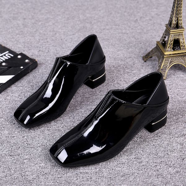 the new patent leather shoes female 2020 spring thick with square head deep mouth with female leather shoes in the, Black
the new patent leather shoes female 2020 spring thick with square head deep mouth with female leather shoes in the, Black