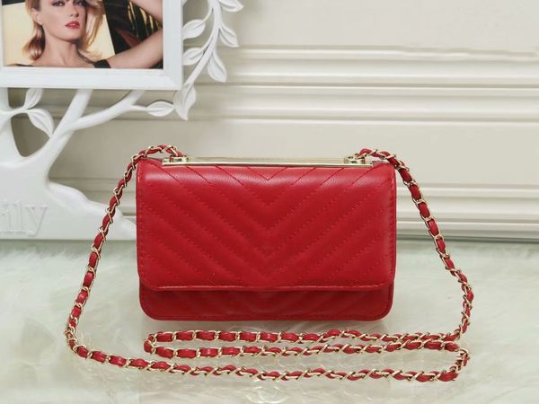 2020new classic fashion designers bag are compact deluxe bag easy to carry, hand bags with good leather quality 0124
2020new classic fashion designers bag are compact deluxe bag easy to carry, hand bags with good leather quality 0124