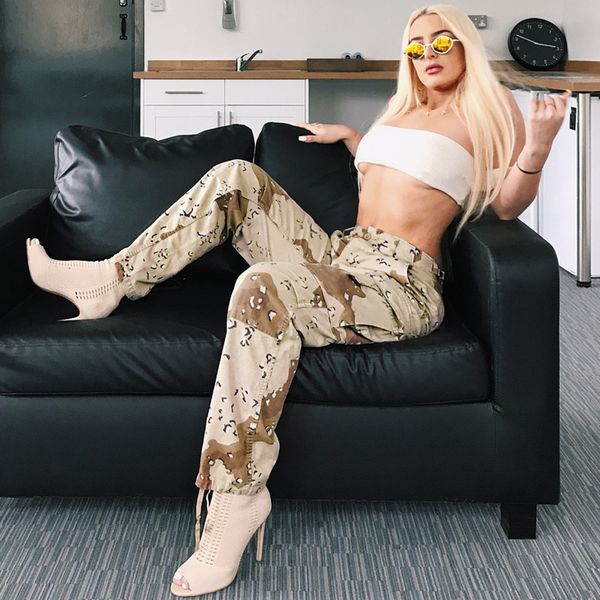 army camouflage pants women harem camo sweatpant loose high waist hip hop cargo plastic trousers pantalon femme, Black;white
army camouflage pants women harem camo sweatpant loose high waist hip hop cargo plastic trousers pantalon femme, Black;white