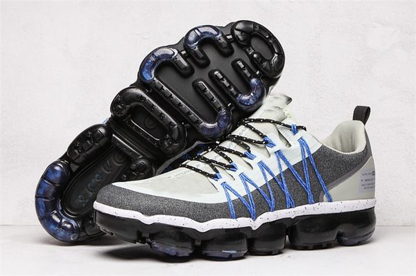 2020 running shoes for women men utlty black white red mens cushion runner jogging air men sports designer sneakers 40-45
2020 running shoes for women men utlty black white red mens cushion runner jogging air men sports designer sneakers 40-45