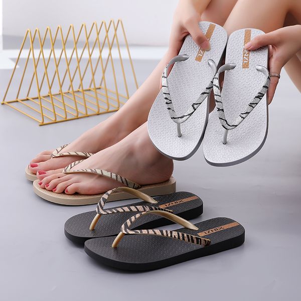 wholesale 2020 summer slippers women casual beach flip flops elegant womens printed trendy slipper ladies flat shoes, Black
wholesale 2020 summer slippers women casual beach flip flops elegant womens printed trendy slipper ladies flat shoes, Black