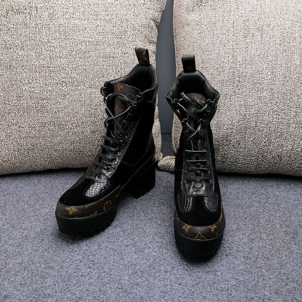 high-end color matching lace-up martin boots 2020 thick bottom waterproof heel retro women's boots high heel women's short boots s, Black
high-end color matching lace-up martin boots 2020 thick bottom waterproof heel retro women's boots high heel women's short boots s, Black