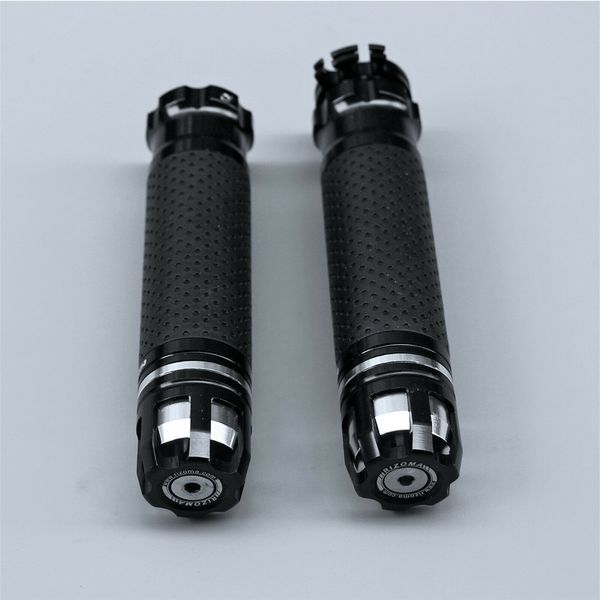 1pair алюминиевый сплав мотоцикла handle non скольжения портативный knobs мотоцикл универсальный прочный бар вращающийся grip велогонка yama
1pair алюминиевый сплав мотоцикла handle non скольжения портативный knobs мотоцикл универсальный прочный бар вращающийся grip велогонка yama