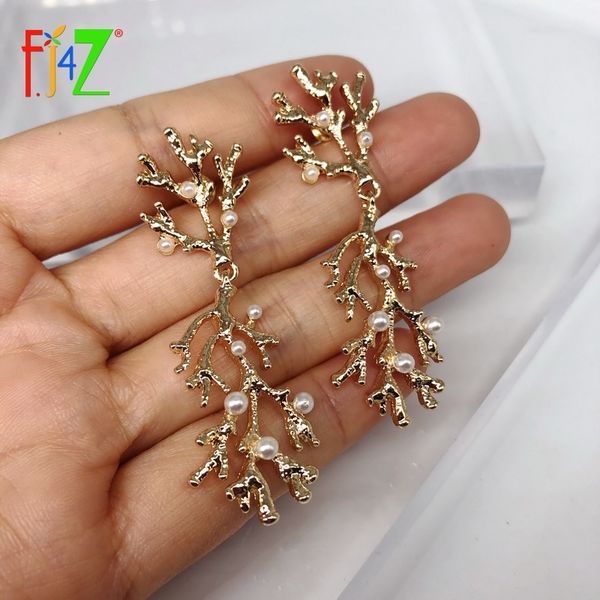 f.j4z new anti-allergy earrings for women fashion vintage gold alloy coral drop earrings simulated pearl cocktail gifts, Silver
f.j4z new anti-allergy earrings for women fashion vintage gold alloy coral drop earrings simulated pearl cocktail gifts, Silver
