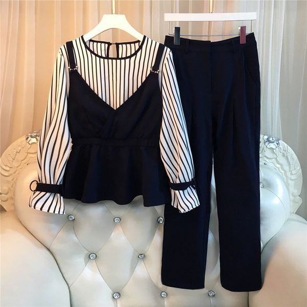 2018 plus size 4xl women's elegant ladies 2 piece set striped patchwork flare sleeve and elastic waist pants suit, White
2018 plus size 4xl women's elegant ladies 2 piece set striped patchwork flare sleeve and elastic waist pants suit, White
