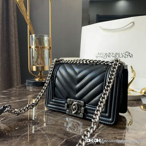 female baochao han edition small sweet ling wind grid chain fashionable joker single genuine leather handbag shoulder designer tote
female baochao han edition small sweet ling wind grid chain fashionable joker single genuine leather handbag shoulder designer tote