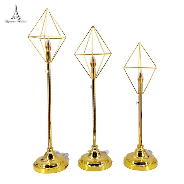 2sets(6pcs) wedding centerpiece gold metal led candle holder for wedding party decoration
2sets(6pcs) wedding centerpiece gold metal led candle holder for wedding party decoration