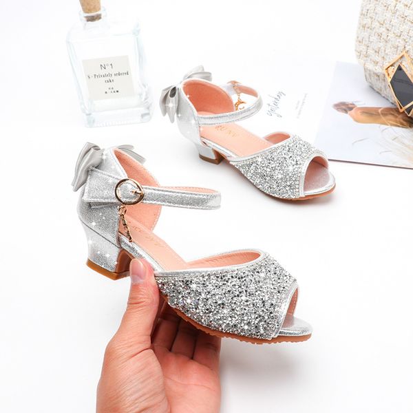 fashion sequins leather children bowtie rhinestone sandals princess girls kids soft bottom 3 5 6 7 8 9 10 11 12 years, Black;red
fashion sequins leather children bowtie rhinestone sandals princess girls kids soft bottom 3 5 6 7 8 9 10 11 12 years, Black;red