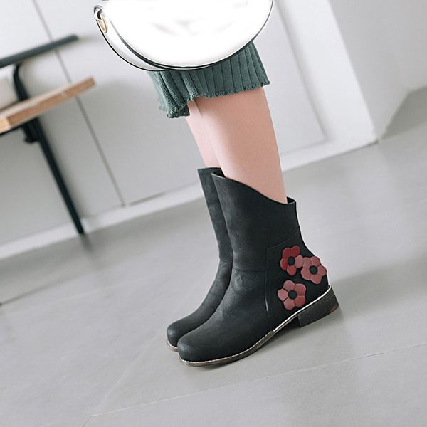 youyedian women boots 2019 flower leather boots winter fashion female casual shoes low heel flat botines mujer, Black 
youyedian women boots 2019 flower leather boots winter fashion female casual shoes low heel flat botines mujer, Black